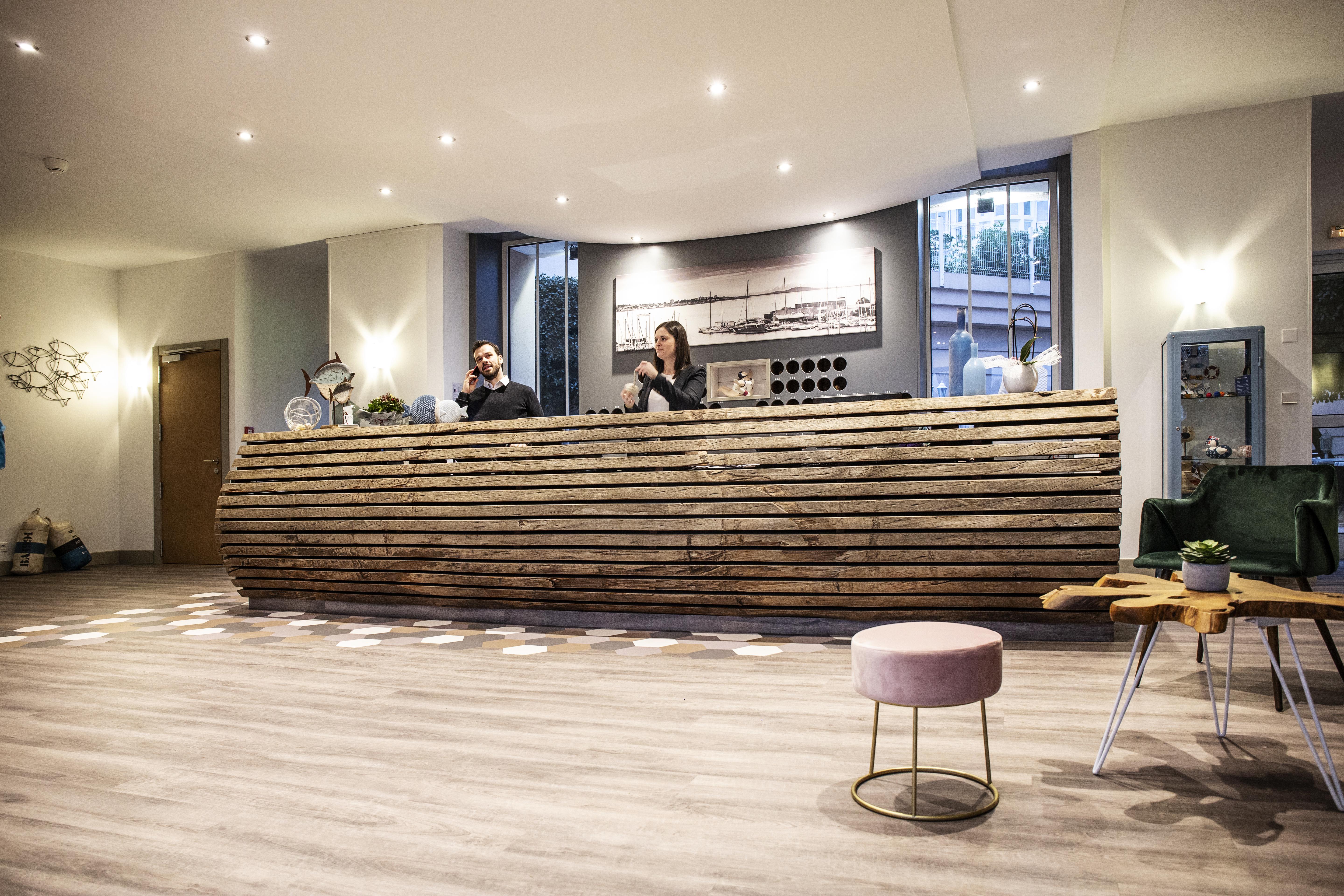 Hotel Port Marine セット エクステリア 写真