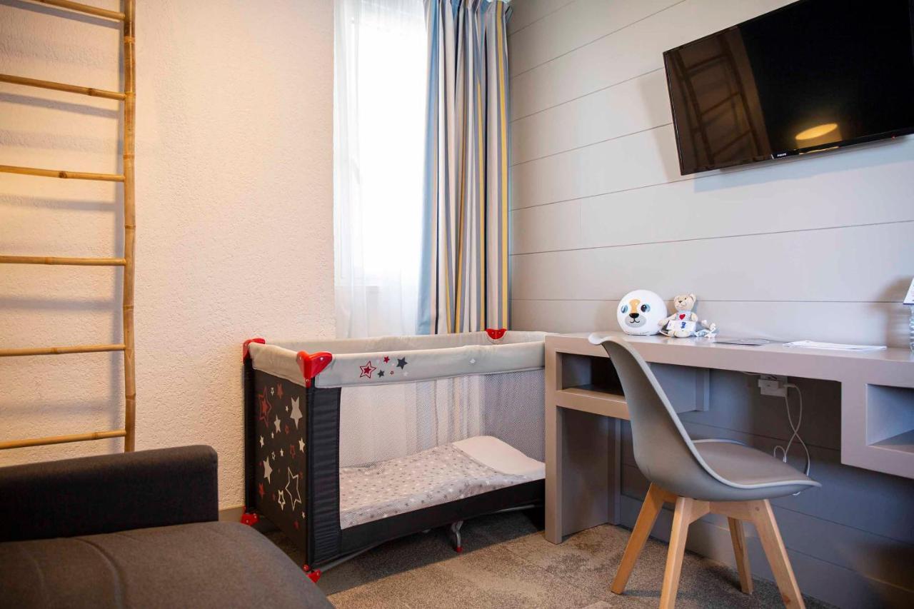 Hotel Port Marine セット エクステリア 写真