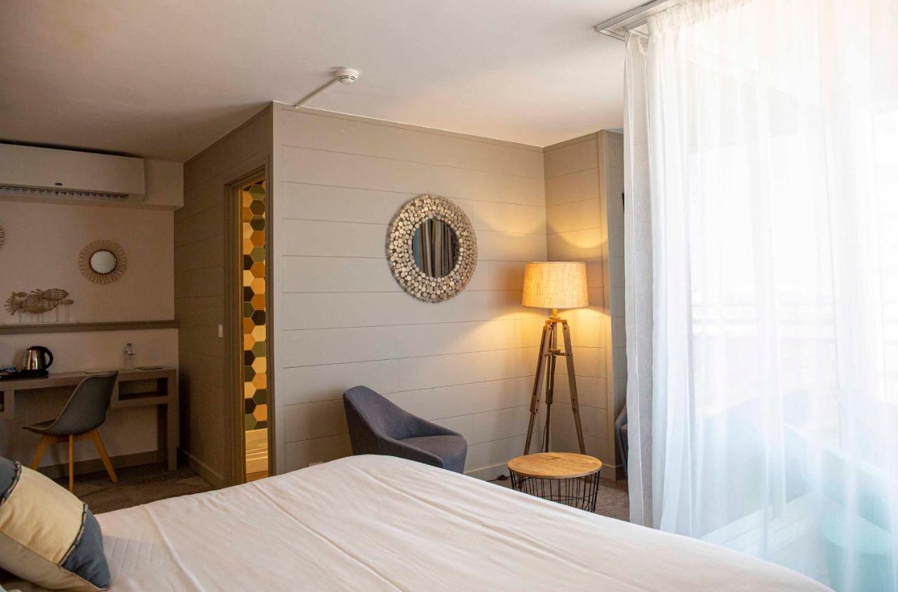 Hotel Port Marine セット エクステリア 写真