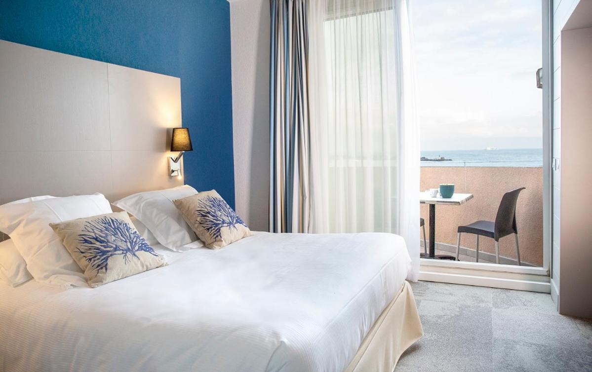 Hotel Port Marine セット エクステリア 写真